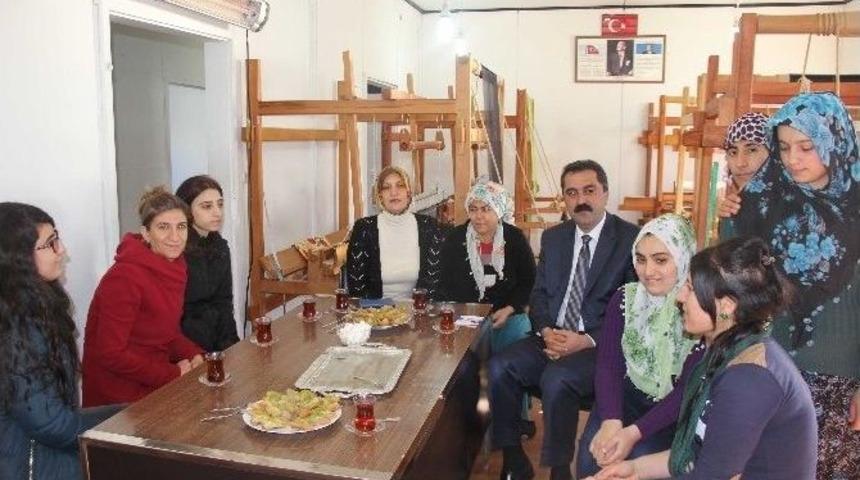 Dinar, Puşi At&ouml;lyesi Ve Adem&rsquo;i Ziyaret Etti