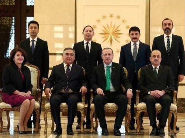 Cumhurbaşkanı Erdoğan'a, Özbekistan Büyükelçisi Alisher Agzamkhodjaev'den Güven Mektubu