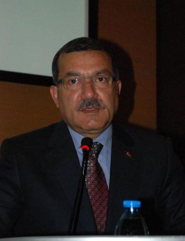 D&uuml;nyada Her Yıl 1 Milyon 250 Bin Kişi Trafik Kazalarında &Ouml;l&uuml;yor 3