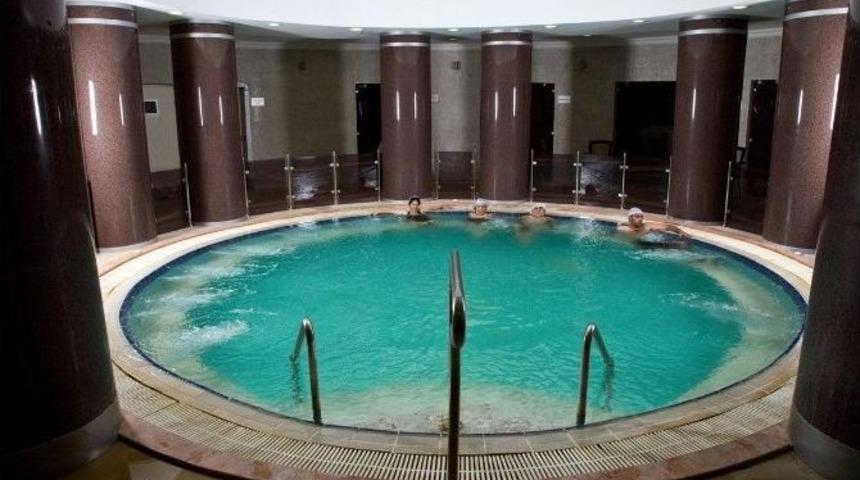 İzmir Kışın Termal İle Turist Çekiyor