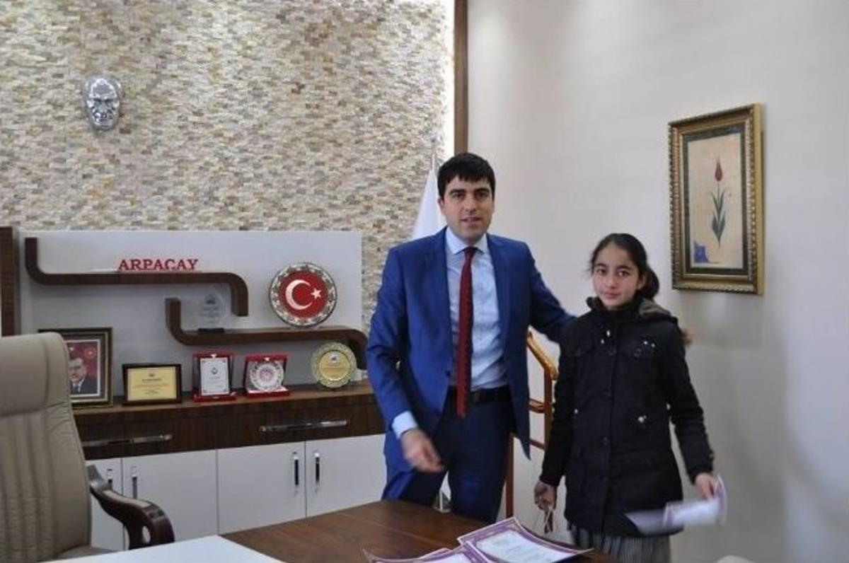 Teog&acute;da Dereceye Girenler &Ouml;d&uuml;llendirildi