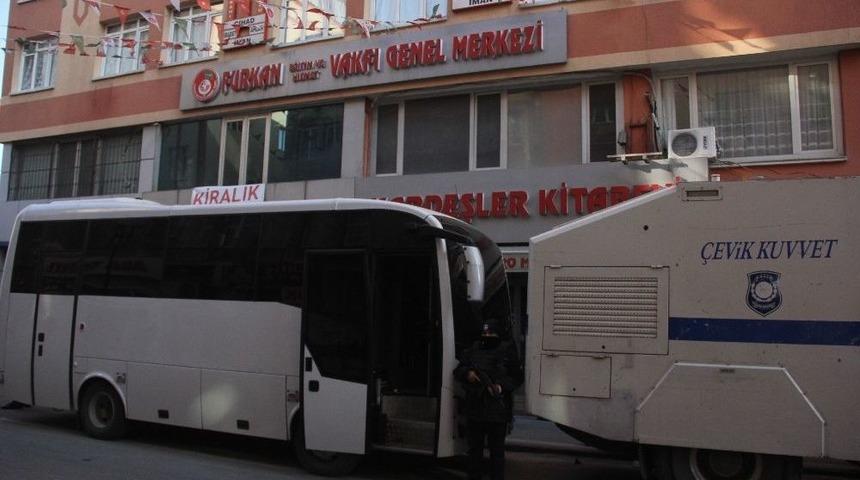 Furkan Vakfı&rsquo;nda &Uuml;yeler Evlilik Formu Doldurup Evleniyormuş