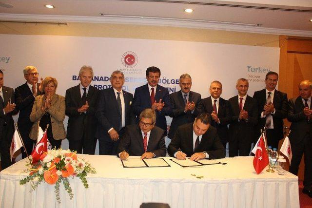 Bakan Zeybekci: "izmir&rsquo;i Serbest B&ouml;lgeler Şehri Yapacağız" 1