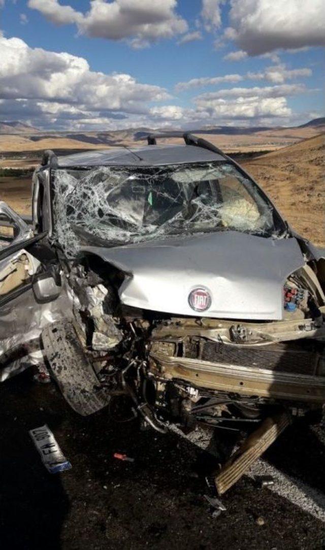 Elazığ’da Trafik Kazası: 11 Yaralı