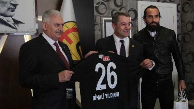 Başbakan Yıldırım Eskişehir'de Helikopter İş Merkezi Tesisleri'nin Açılışını Yaptı (2)