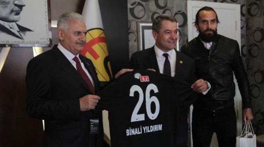 Başbakan Yıldırım Eskişehir'de Helikopter İş Merkezi Tesisleri'nin A&ccedil;ılışını Yaptı (2)