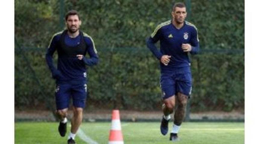 Fenerbah&ccedil;e'de Yedekler Hırsla &Ccedil;alışıyor