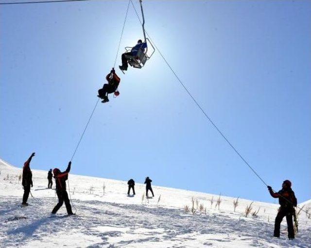 Paland&ouml;ken Emin Ellerde 1