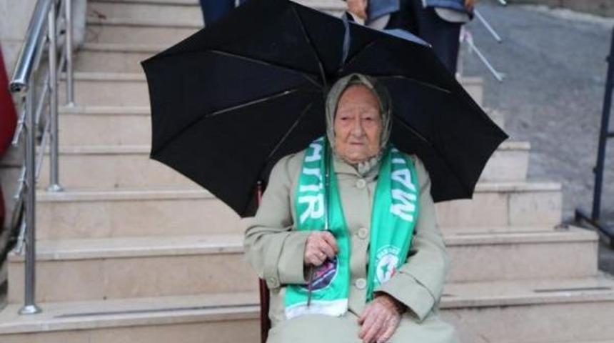 Artvin'de &Ccedil;evrecilerden Eylem