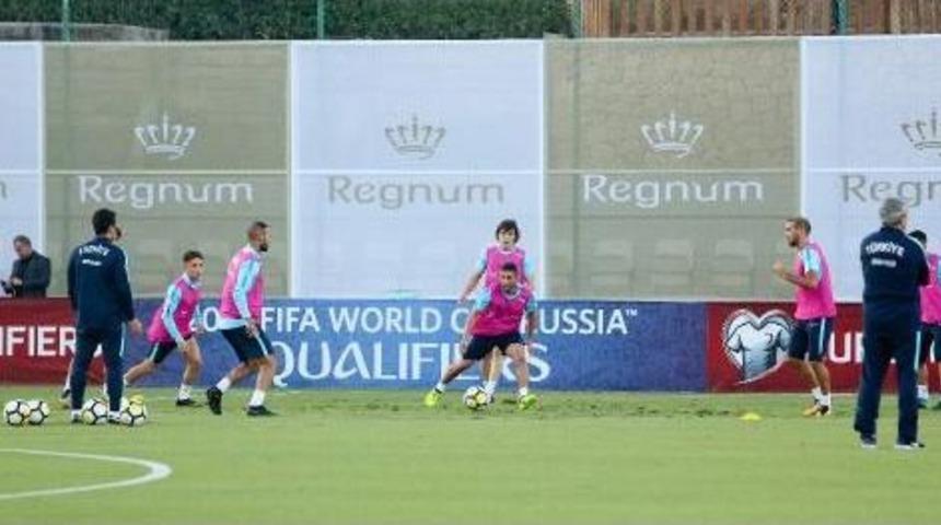 A Milli Futbol Takımı'nda İzlanda Hazırlığı