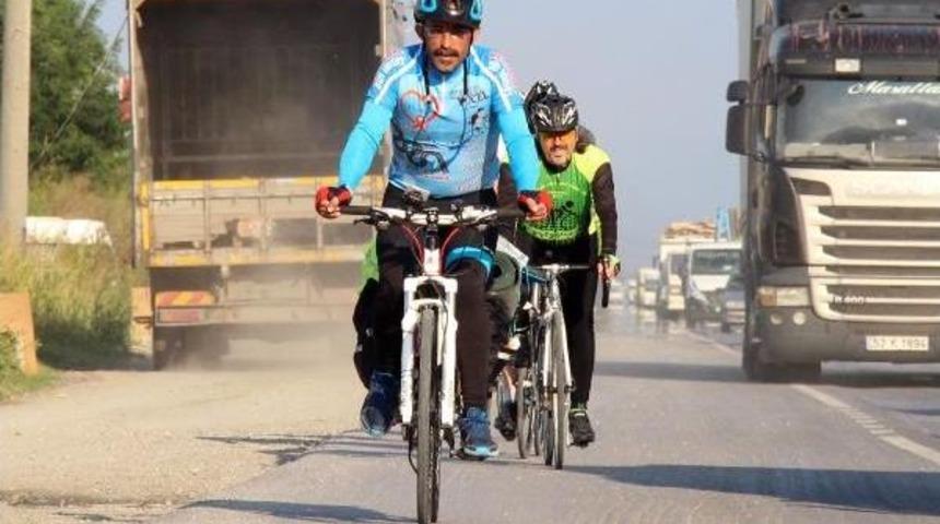 &Ccedil;ocuklar &Ouml;lmesin Diye Pedal &Ccedil;eviriyor