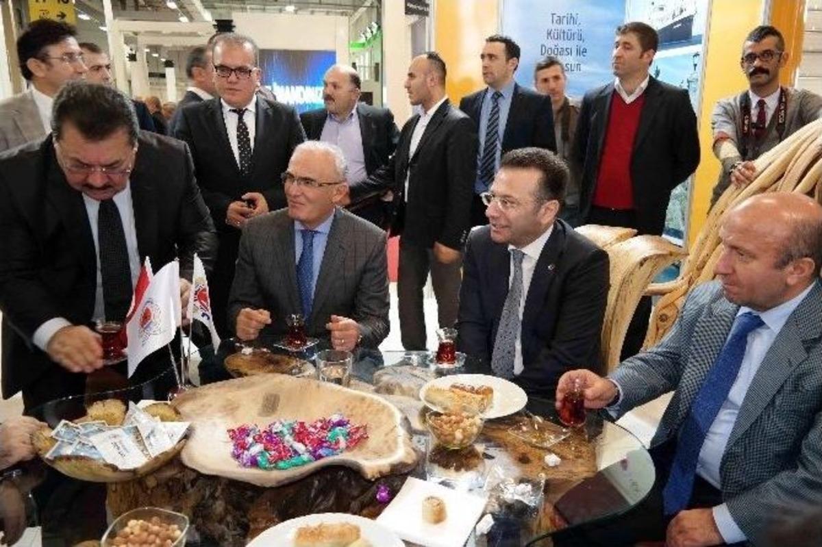Başkan Yılmaz Emıtt Fuarı&rsquo;na Katıldı