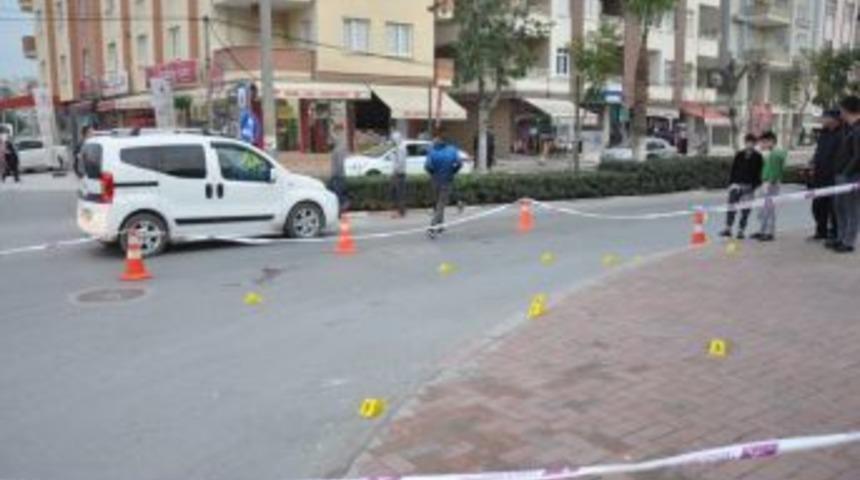 Tarsus&rsquo;ta Silahlı Kavga: 1 &Ouml;l&uuml;, 2 Yaralı