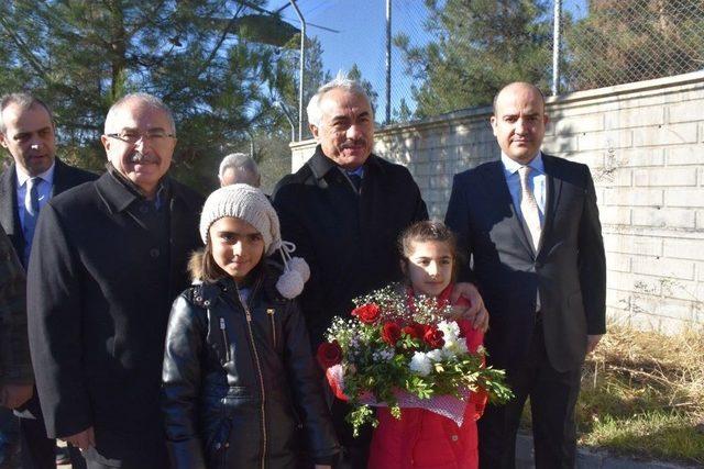 Dargeçit’te Terörün İzleri Silindi, Hizmetin Adı Kaldı