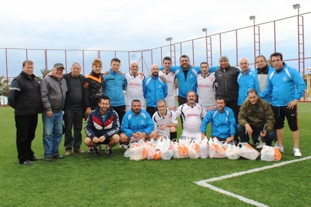 Ayvalıklı İhtiya&ccedil; Sahiplerine Ege&rsquo;nin Karşı Yakasından Yardım