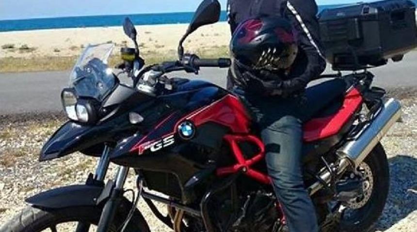 Kamyona &Ccedil;arparak &Ouml;len Motosiklet Tutkunu Gen&ccedil; Toprağa Verildi