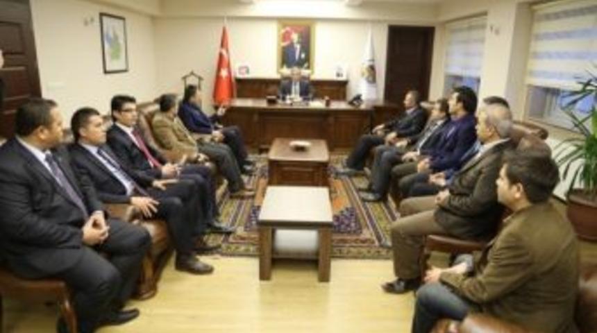 M&uuml;siad Y&ouml;netiminden Vali Ataklı&rsquo;ya Ziyaret