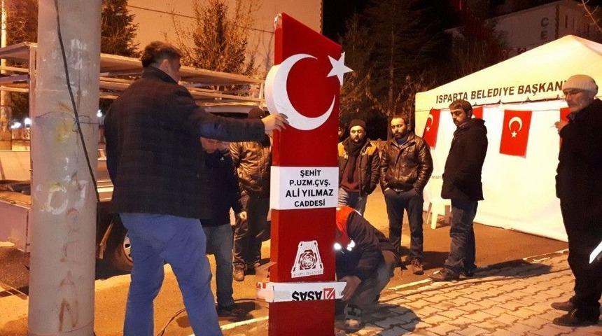 Ispartalı Şehit Ali Yılmaz&rsquo;ın İsmi Evinin Bulunduğu Caddede Yaşatılacak