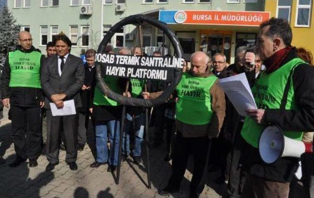 Termik Santrale Olumlu Rapor Veren Müdürlüğe Siyah Çelenkli Protesto