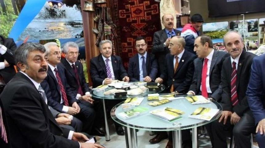 Erzincan, Emitt Fuarı&rsquo;nda D&uuml;nyaya Tanıtıldı