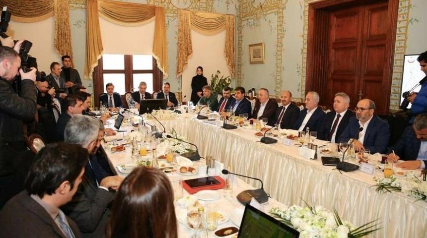 Sağlık Bakanı Demircan, Sağlık Hizmetleri Koordinasyon Toplantısına Katıldı