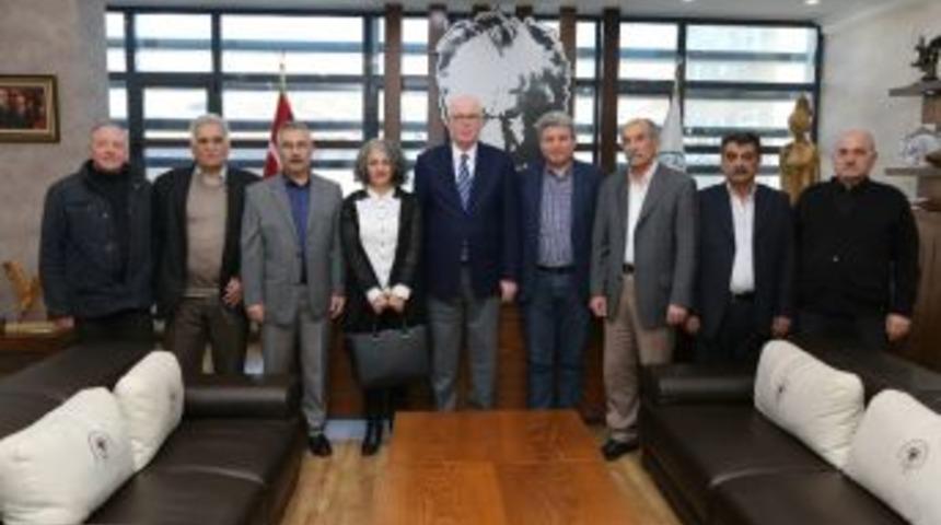 Hacı Bektaş Veli Derneği&rsquo;nden Kazım Kurt&rsquo;a İade-i Ziyaret