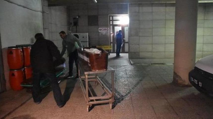 Emrah Serbes'in Neden Olduğu Kazada &Ouml;l&uuml; Sayısı 3'e Y&uuml;kseldi (2)