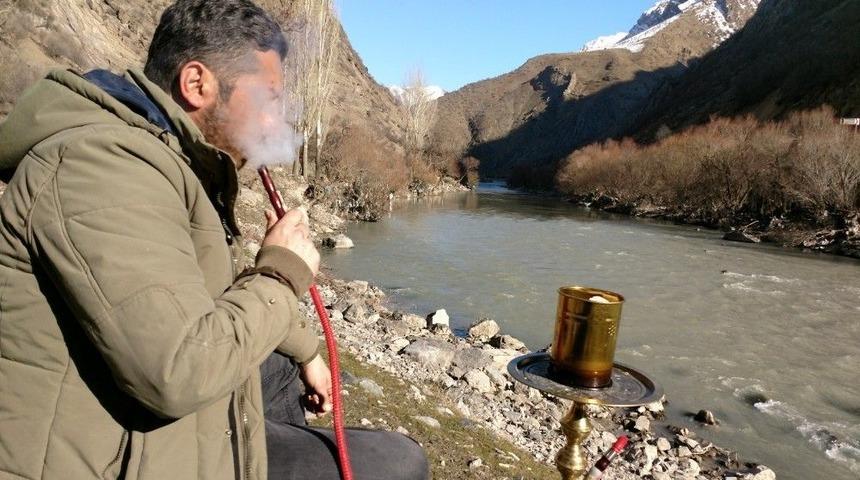 Hakkari&rsquo;de Kış Ortasında Piknik Keyfi