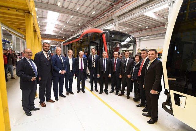 Türkiye’nin İlk Metro Aracı İhracatı Bozankaya’dan