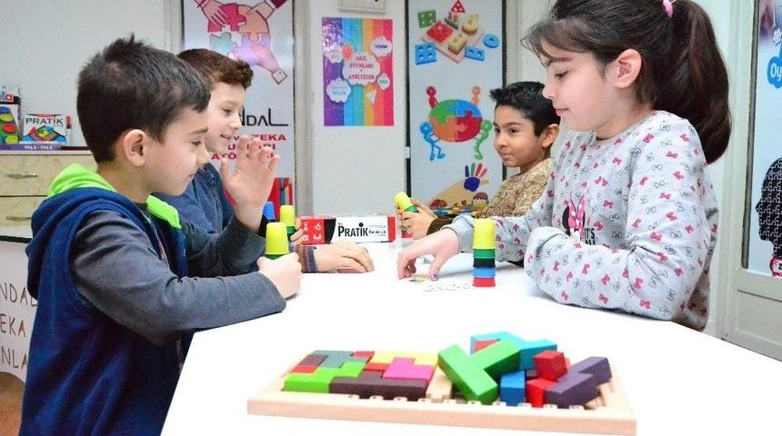 Teknolojiye Karşı Zeka Oyunları