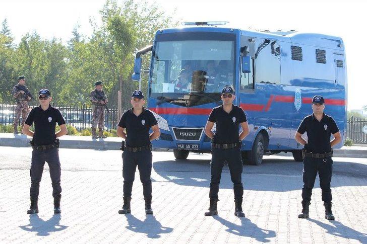 Suikast Timi Tarihi Karar Öncesi Duruşma Salonuna Geldi G1