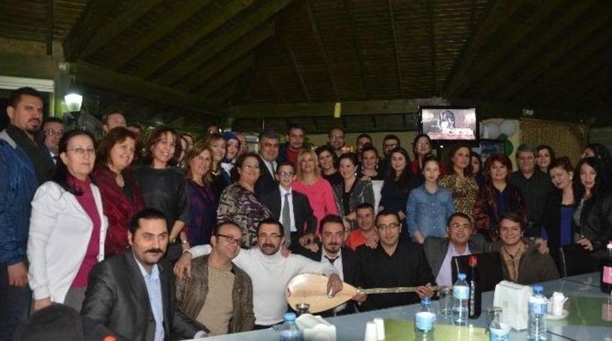 Başkan &Ouml;zg&uuml;ven Musiki Derneği &Uuml;yeleriyle Buluştu