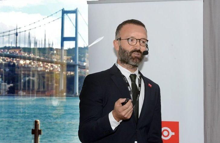 Sunumlarda Kablosuz ’tıkla-paylaş’ Dönemi G3