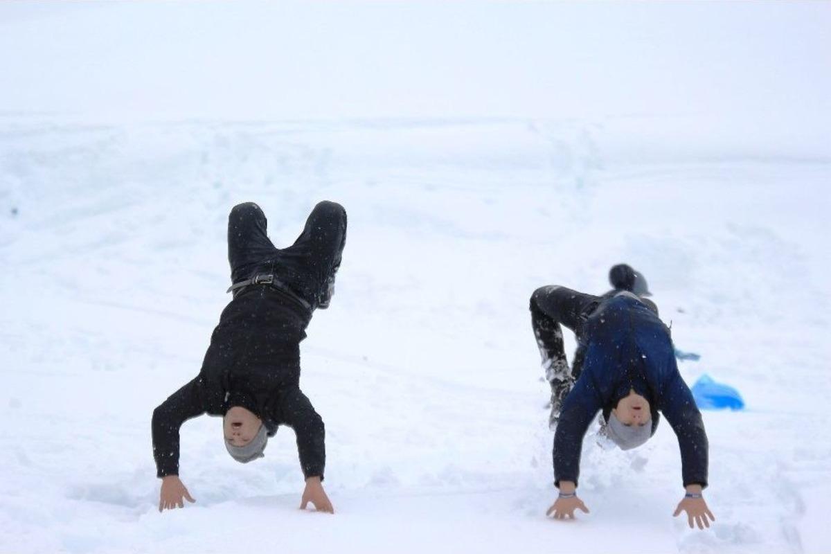 Rize&rsquo;de "lazbord" İle Kayak Keyfi