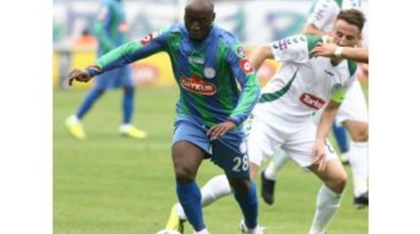 &Ccedil;aykur Rizespor'da Lualua&rsquo;Nın S&ouml;zleşmesi Fesih Edildi