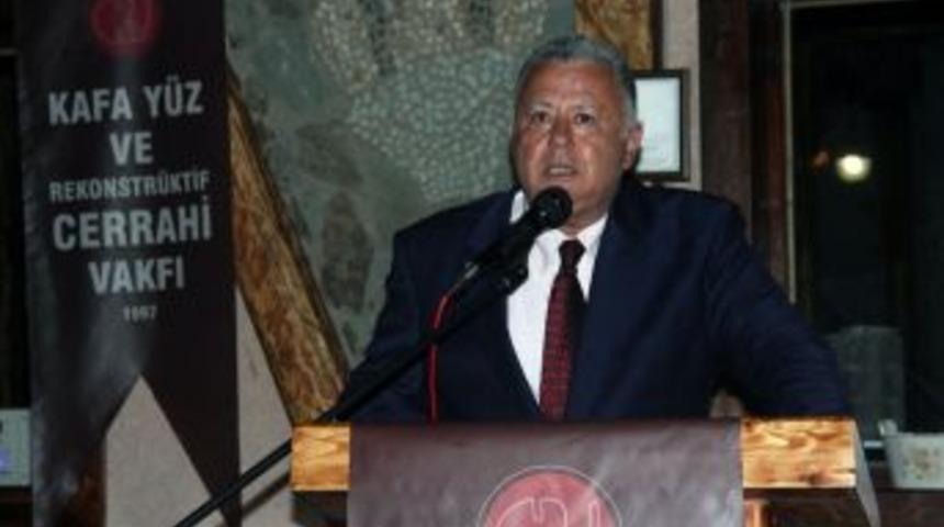 T&uuml;rk Tabipler Birliği&rsquo;ni &Ouml;z&uuml;r Dilemeye Davet Etti