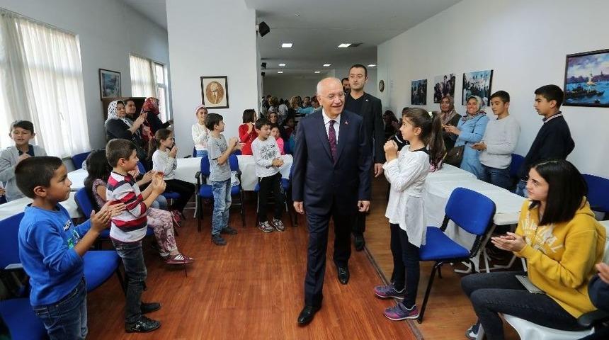 Karşıyakalı &Ccedil;ocuklara &Uuml;cretsiz Eğitim