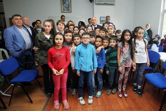 Karşıyakalı Çocuklara Ücretsiz Eğitim 1