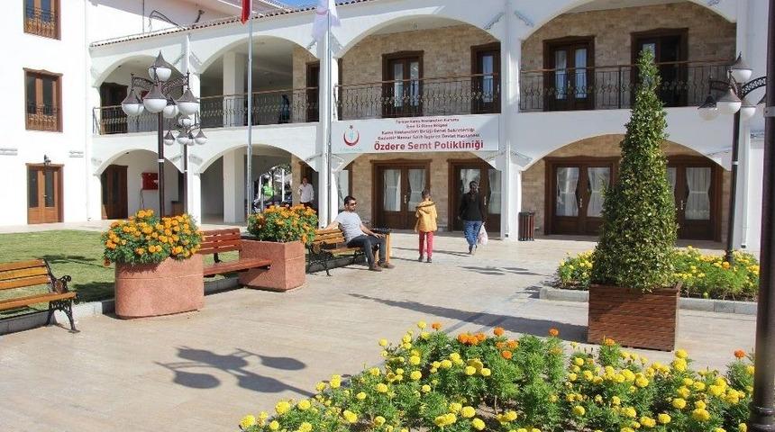 Menderes&rsquo;in Sahil B&ouml;lgesine Sağlık Hizmeti