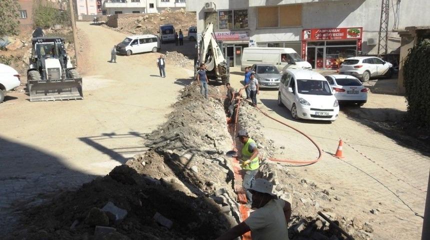 Şırnak Belediyesi, Ara Sokaklarda İyileştirme Ve Sağlıklaştırma &Ccedil;alışması Başlattı