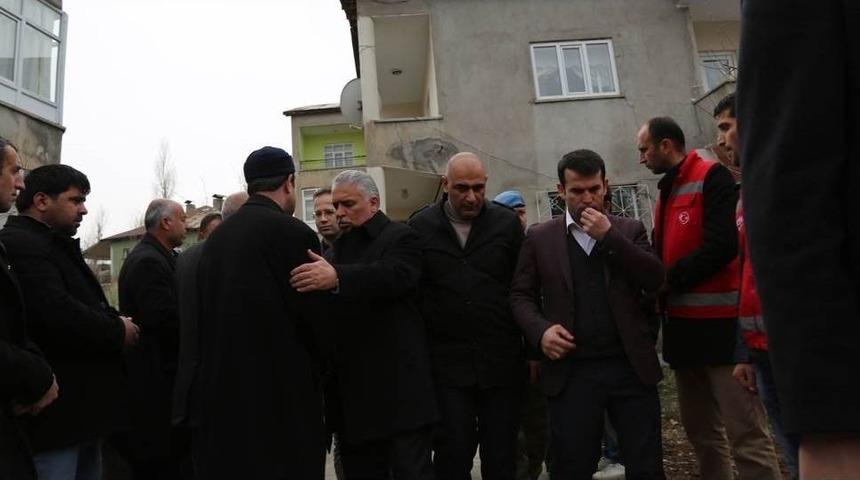 Vali Yıldırım’dan Şehit Ailesine Başsağlığı Ziyareti