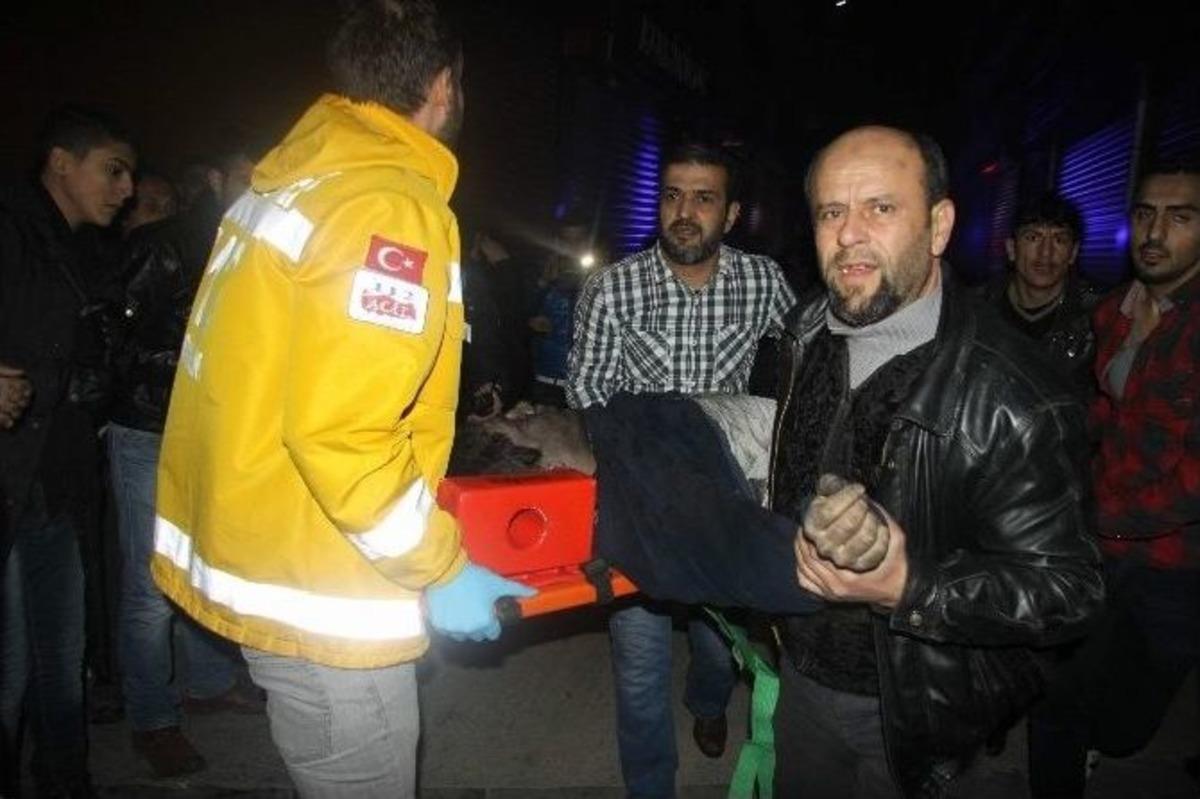 Gaziantep&rsquo;teki Tekstil At&ouml;lyesinde Yangın: 2 &Ouml;l&uuml;