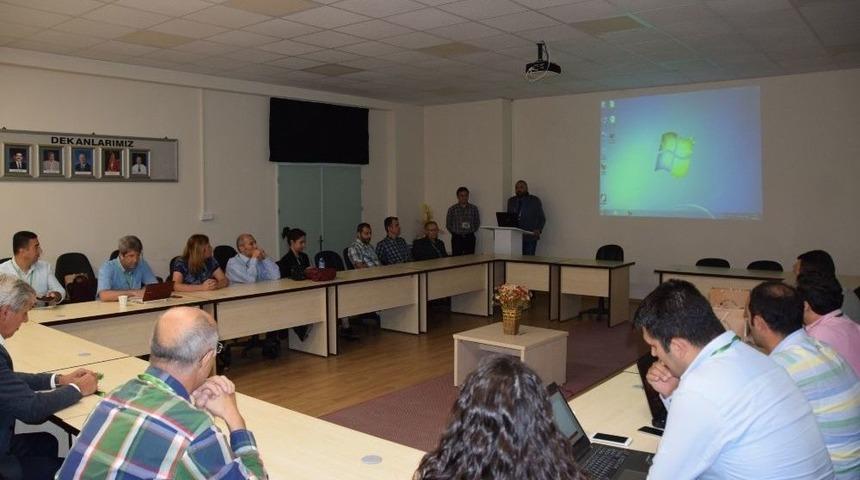 &ldquo;8. Havza Y&ouml;netimi &Ccedil;alıştayı&rdquo; D&uuml;zce &Uuml;niversitesi&rsquo;nde Ger&ccedil;ekleştirildi