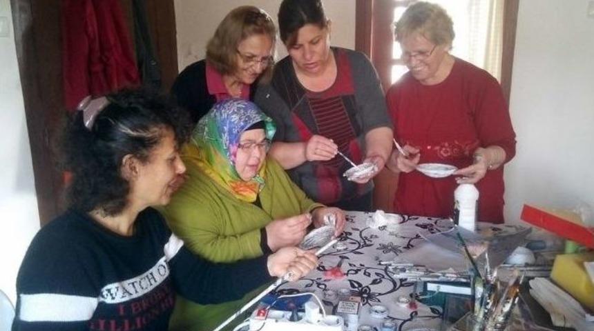 K&ouml;yceğiz&rsquo;de Belediye Geri D&ouml;n&uuml;ş&uuml;m At&ouml;lyesi Kurdu