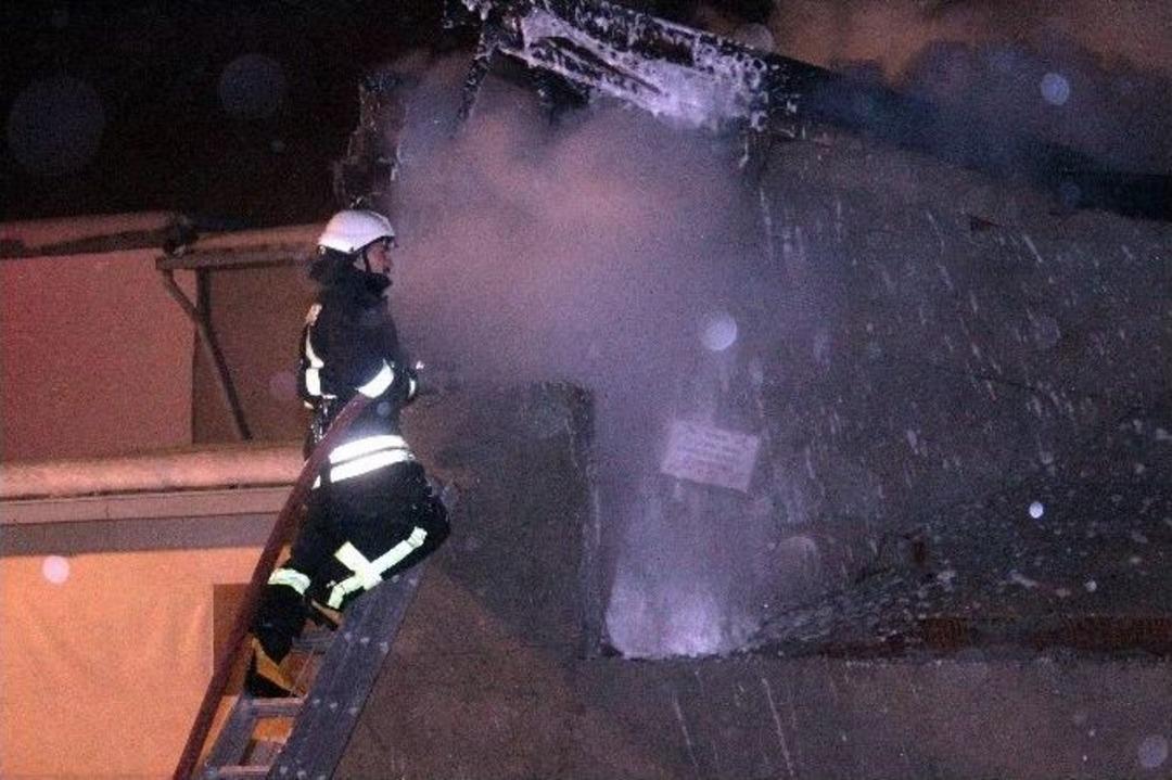 Emko&rsquo;da Korkutan Yangın