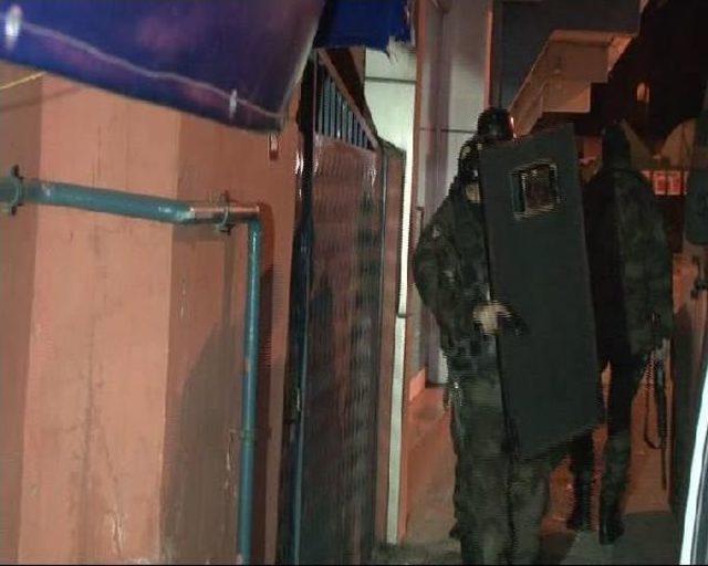 Kocasından Işkence G&ouml;ren Kadını &Ouml;zel Harekat Timleri Kurtardı 2