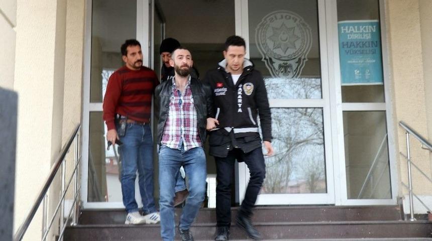 29 Su&ccedil;tan Aranması Bulunan Ş&uuml;pheli Sakarya&rsquo;da Yakalandı