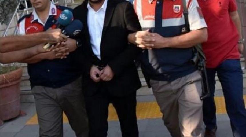 Emrah Serbes'in Yaptığı Kazada &Ouml;l&uuml; Sayısı 3'e &Ccedil;ıktı- Yeniden