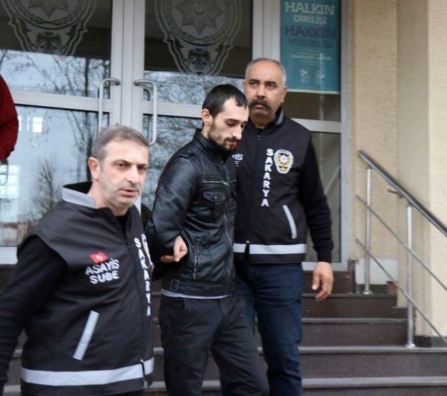 29 Su&ccedil;tan Aranması Bulunan Ş&uuml;pheli Sakarya&rsquo;da Yakalandı 2