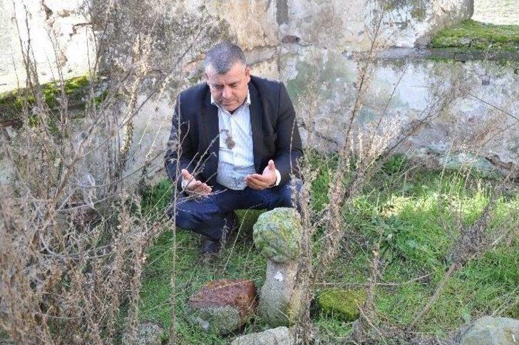 (özel Haber) Fatih’in Akrabalarının Türbesi Talan Edilmiş Durumda G3